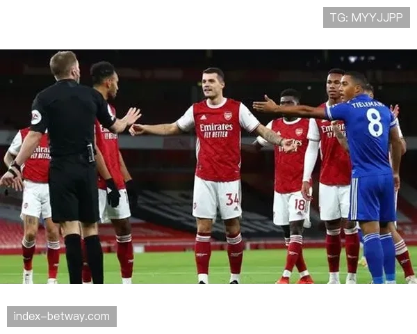 利物浦四连败陷低谷 阿森纳趁机拉大积分差距