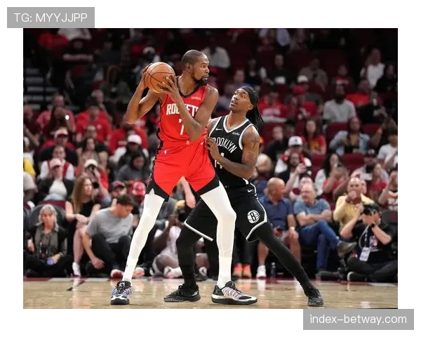 篮网惨败活塞五十三分暴露阵容深度不足