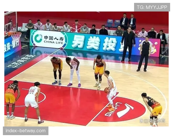 福建豹发力终结浙江7连胜 布里斯科准绝杀凸显关键球攻防能力